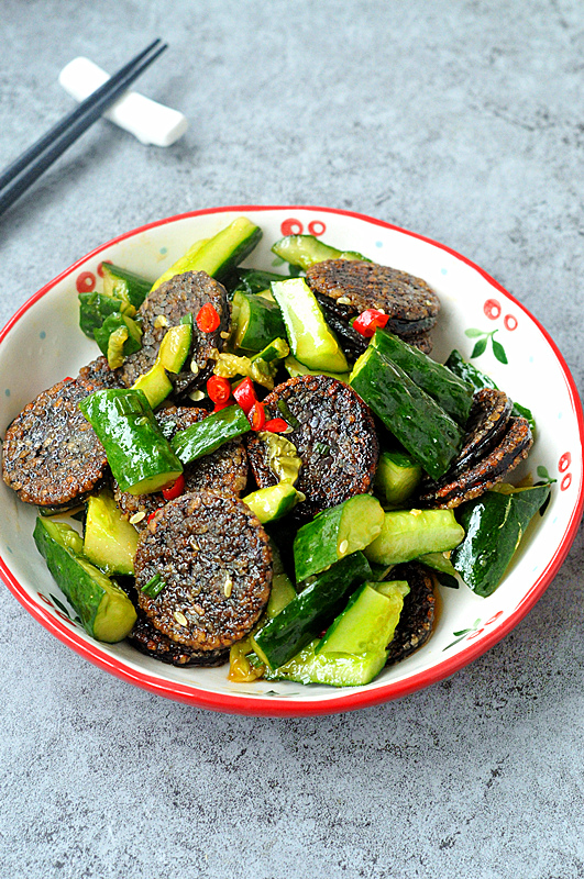 血粑拌黃瓜的做法-家常味拌菜譜