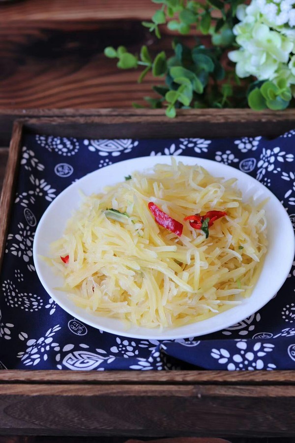 清炒土豆絲的做法-家常味炒菜譜-易網健康養生網 清炒土豆絲的做法-家常味炒菜譜