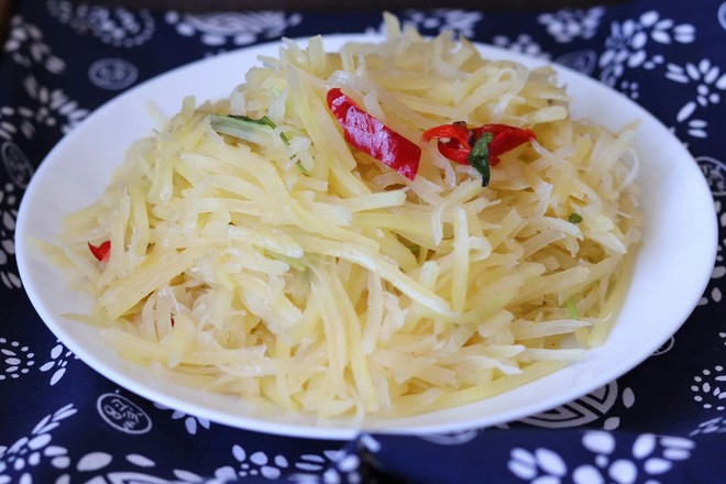 清炒土豆絲的做法-家常味炒菜譜-易網健康養生網 清炒土豆絲的做法-家常味炒菜譜