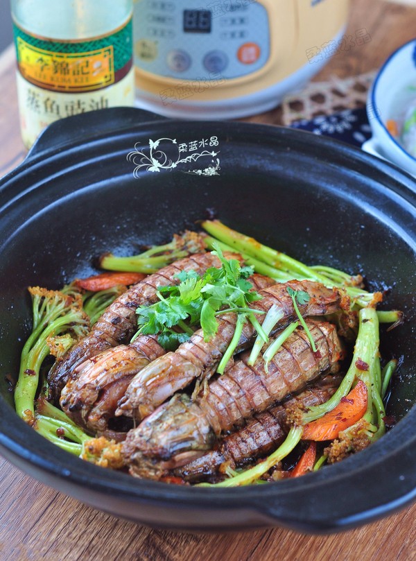 干鍋皮皮蝦的做法-香辣味燜菜譜-易網(wǎng)健康養(yǎng)生網(wǎng) 干鍋皮皮蝦的做法-香辣味燜菜譜