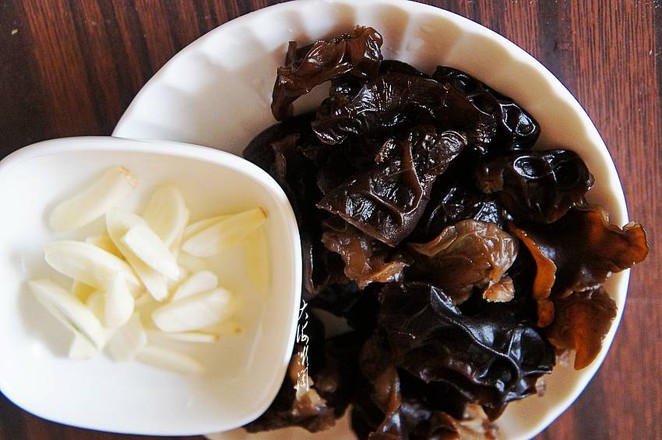 素炒家常菜的做法-家常味炒菜譜-易網健康養生網 素炒家常菜的做法-家常味炒菜譜