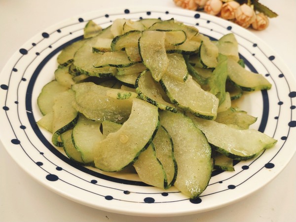 爆炒菜瓜的做法-咸鮮味炒菜譜-易網(wǎng)健康養(yǎng)生網(wǎng) 爆炒菜瓜的做法-咸鮮味炒菜譜