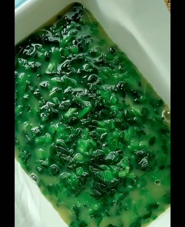 《菠菜雞蛋羹》的做法-咸鮮味蒸菜譜