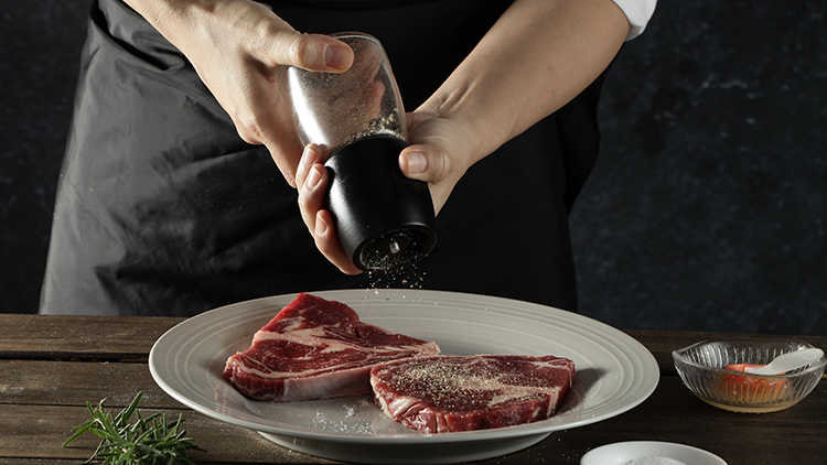 網紅嫩烤牛扒的做法-咸鮮味蒸菜譜