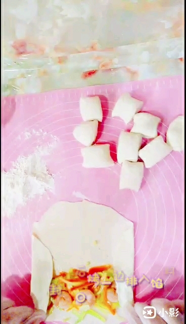 蝦仁萵筍卷的做法-家常味煎菜譜