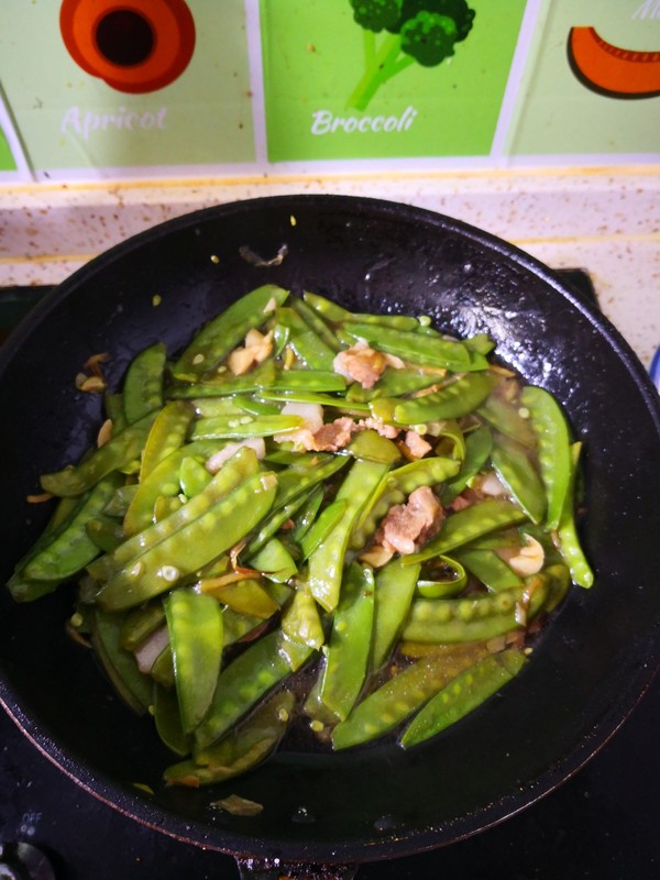 肉片荷蘭豆的做法-家常味炒菜譜