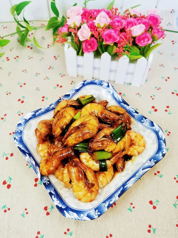 紅燜大蝦的做法-咸鮮味燜菜譜