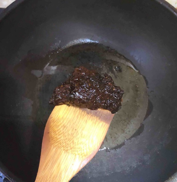 香辣雞爪的做法-香辣味煮菜譜