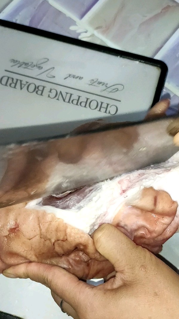 肘花腸的做法-咸鮮味煮菜譜