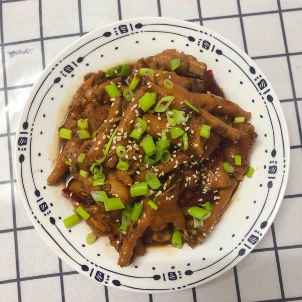 香辣雞爪的做法-香辣味煮菜譜