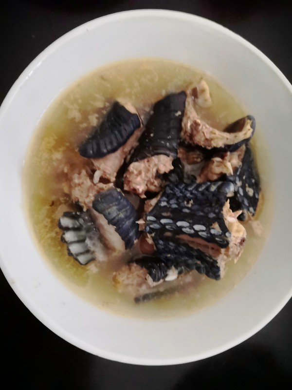 火腿肉燉烏梢蛇的做法-咸鮮味燉菜譜-易網健康養生網 火腿肉燉烏梢蛇的做法-咸鮮味燉菜譜