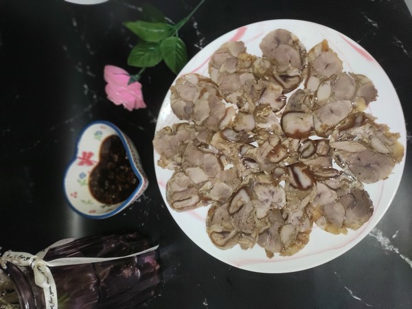 肘花腸的做法-咸鮮味煮菜譜