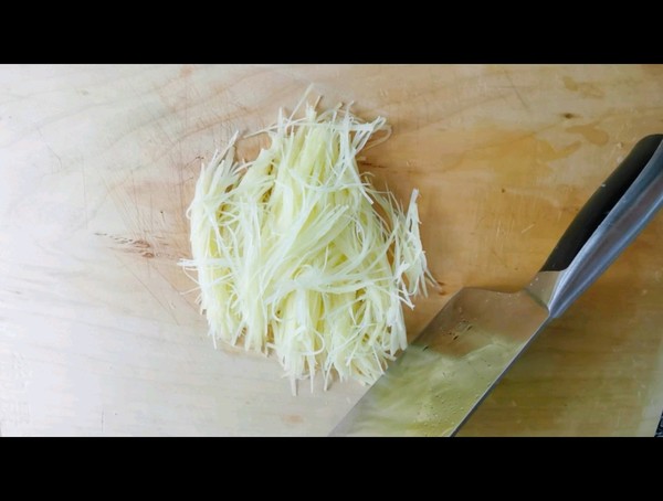 土豆松的做法-香辣味炸菜譜