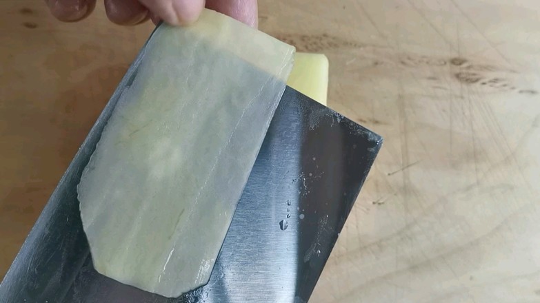 土豆松的做法-香辣味炸菜譜