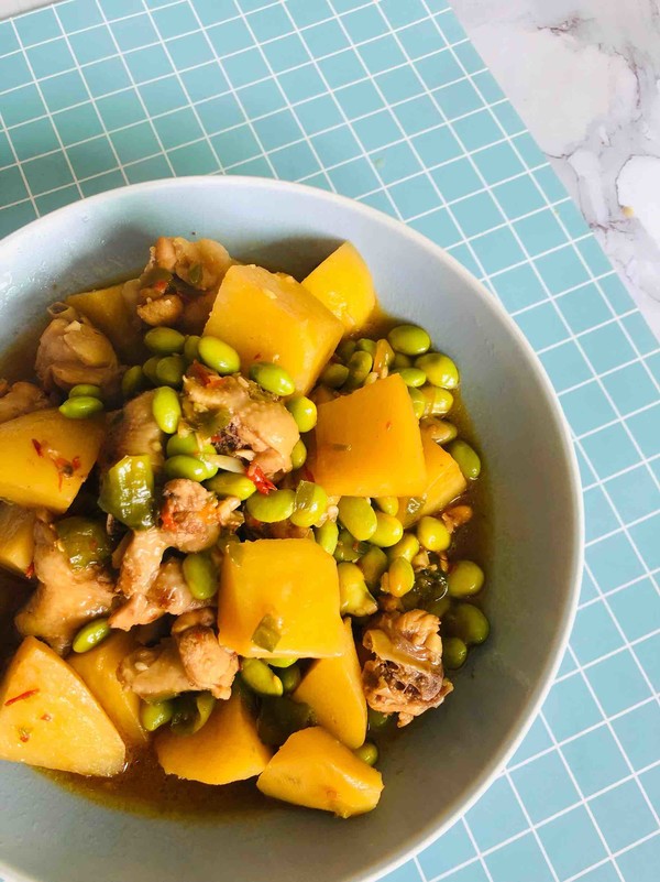 土豆燒雞翅根的做法-家常味燒菜譜