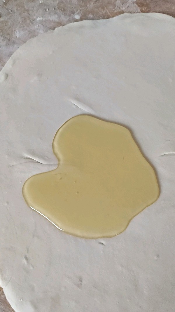 蔥油餅的做法-蔥香味烙菜譜-易網健康養生網 蔥油餅的做法-蔥香味烙菜譜