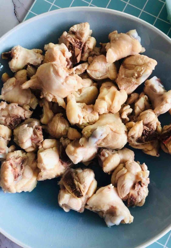 土豆燒雞翅根的做法-家常味燒菜譜