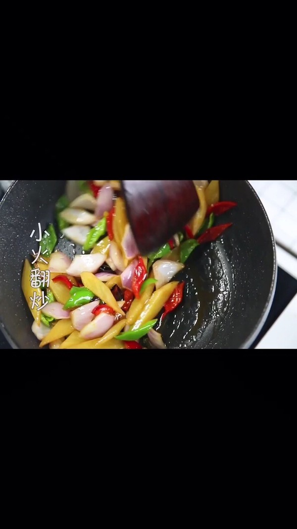 洋蔥土豆片的做法-家常味炒菜譜