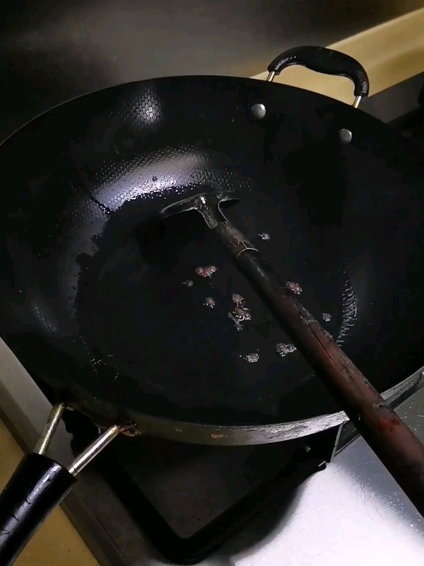 豆瓣芹菜炒牛肉的做法-咸鮮味炒菜譜