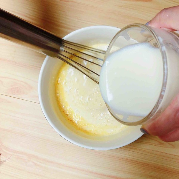 豆漿蟹柳蒸水蛋（經典家常粵菜）的做法-咸鮮味蒸菜譜