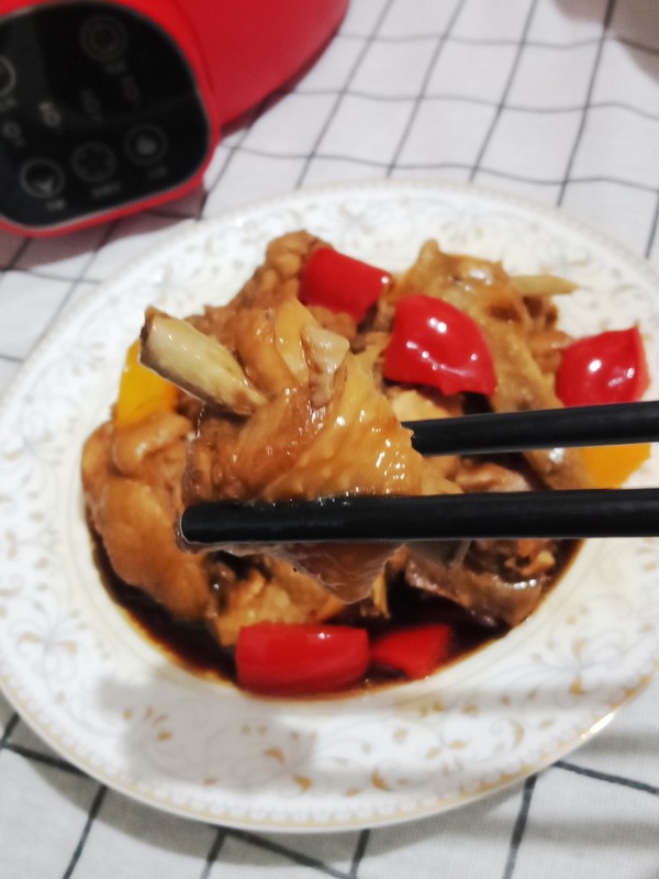 懶人版燉雞塊的做法-咸鮮味燉菜譜