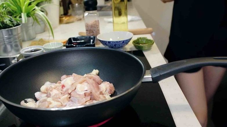 麻辣雞脆骨的做法-麻辣味炒菜譜