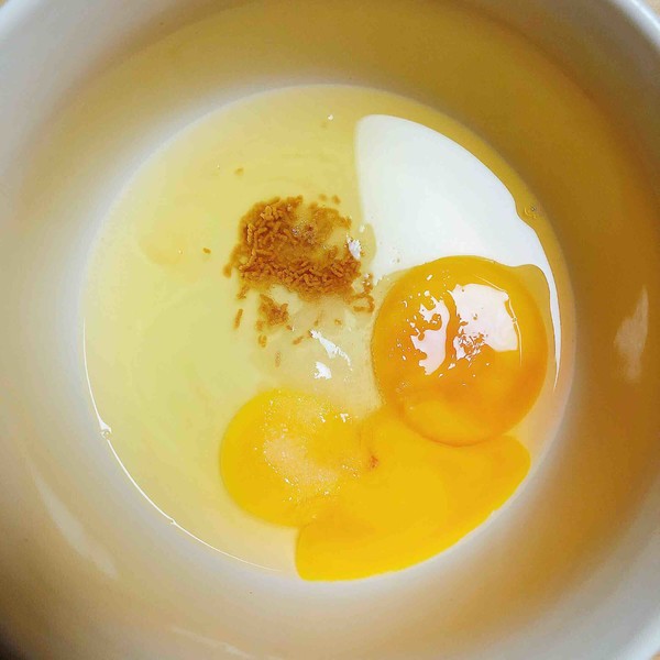 豆漿蟹柳蒸水蛋（經典家常粵菜）的做法-咸鮮味蒸菜譜