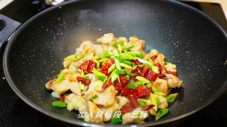 麻辣雞脆骨的做法-麻辣味炒菜譜