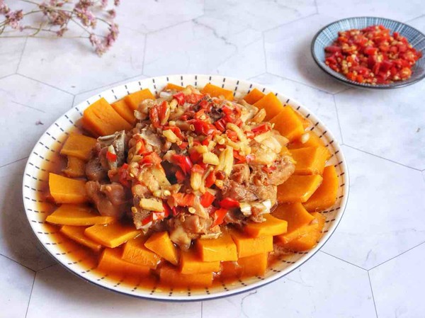 南瓜蒸雞腿的做法-香辣味蒸菜譜