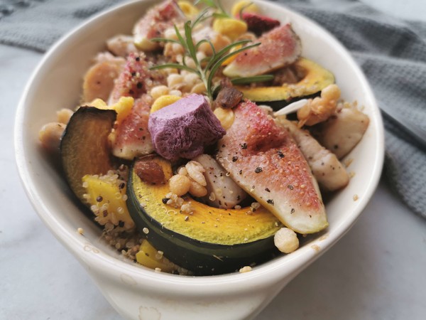 貝貝南瓜藜麥雞肉沙拉的做法-甜味烘焙菜譜