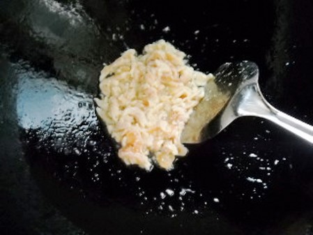 洋蔥雞絲西蘭花的做法-家常味炒菜譜