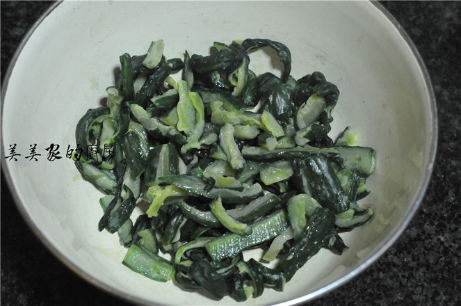 拌黃瓜的做法-家常味拌菜譜