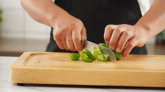 雞腿燴鮮菇【孔老師教做菜】的做法-家常味炒菜譜