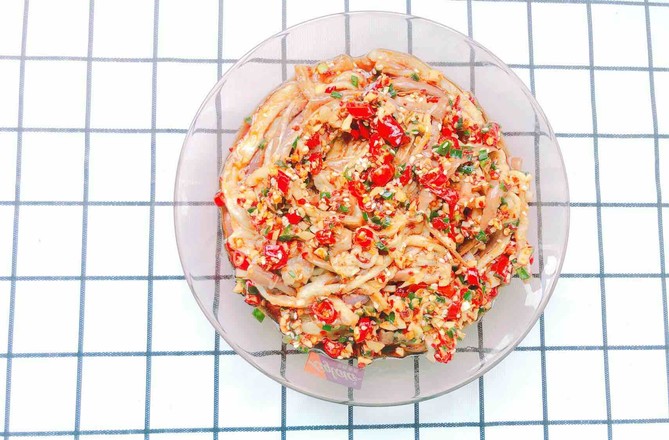 手撕茄子的做法-香辣味拌菜譜-易網健康養生網 手撕茄子的做法-香辣味拌菜譜