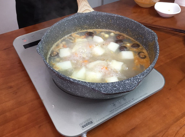 粵式海鮮冬瓜盅的做法-其它口味蒸菜譜