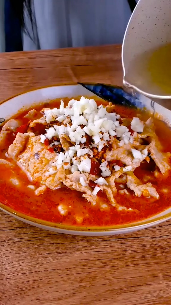 家庭版水煮肉片的做法-香辣味炒菜譜