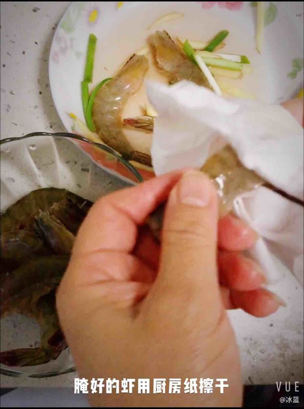 椒鹽蝦的做法-家常味煎菜譜