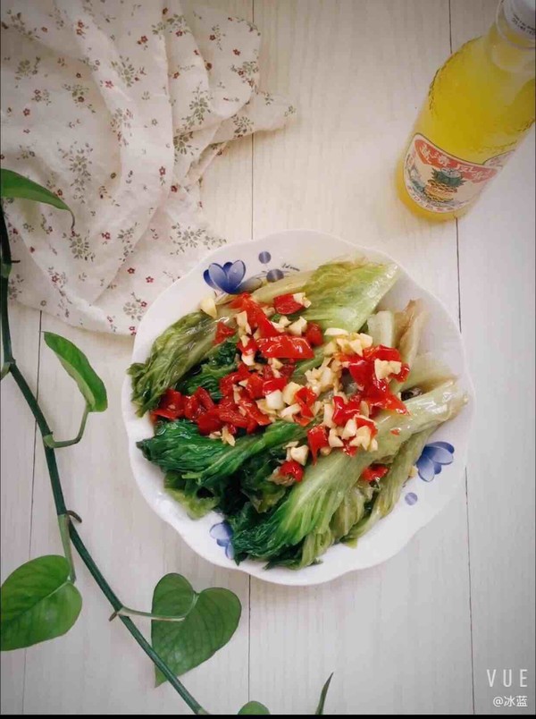 拌生菜的做法-家常味拌菜譜-易網(wǎng)健康養(yǎng)生網(wǎng) 拌生菜的做法-家常味拌菜譜