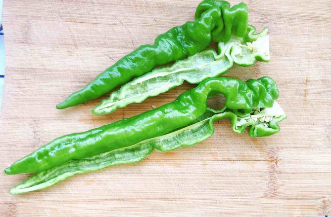 青椒炒杏鮑菇的做法-咸鮮味炒菜譜