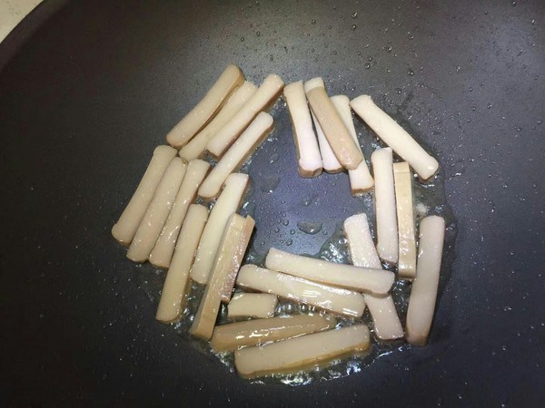 韭菜炒雞蛋干的做法-家常味炒菜譜