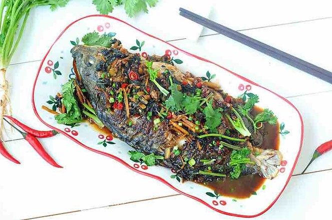 紫蘇燒鯉魚(yú)的做法-家常味燒菜譜