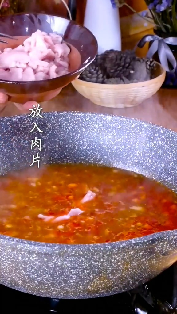 家庭版水煮肉片的做法-香辣味炒菜譜