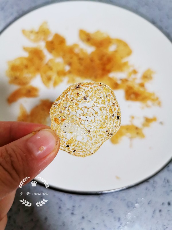 黑胡椒薯片的做法-黑椒味烘焙菜譜-易網(wǎng)健康養(yǎng)生網(wǎng) 黑胡椒薯片的做法-黑椒味烘焙菜譜