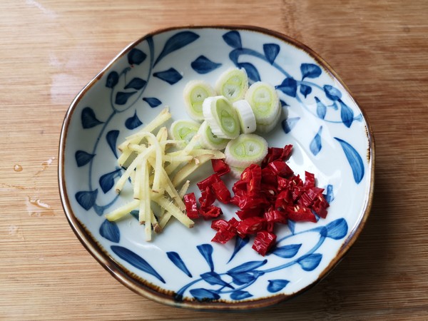 蘿卜蒸臘肉的做法-咸鮮味蒸菜譜