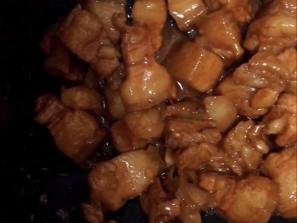 肥而不膩的無油紅燒肉的做法-家常味燉菜譜