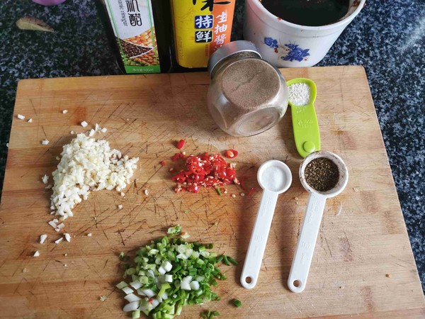 鍋巴土豆的做法-香辣味拌菜譜-易網(wǎng)健康養(yǎng)生網(wǎng) 鍋巴土豆的做法-香辣味拌菜譜