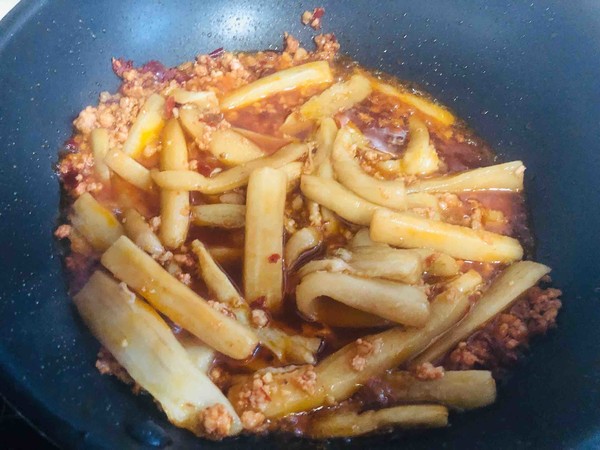 茄子這樣做，比肉還好吃，不一樣的肉沫茄子的做法-酸甜味炒菜譜