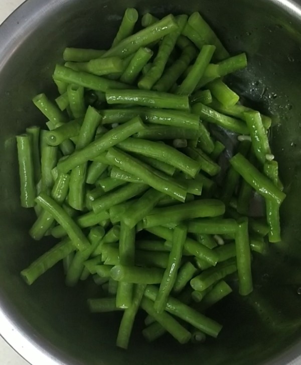 涼拌豇豆角的做法-咸鮮味拌菜譜