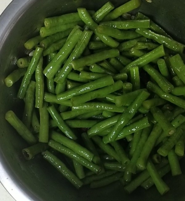 涼拌豇豆角的做法-咸鮮味拌菜譜