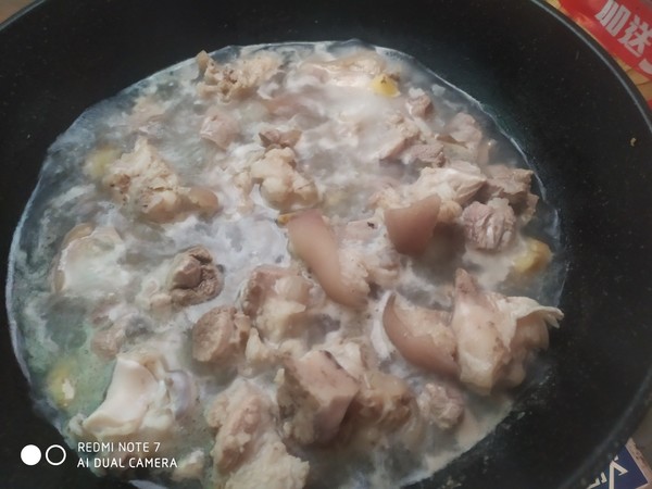 豬腳姜醋的做法-酸甜味燉菜譜